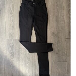 Philomena Petti Black High Rise Skinny Pants Women's Size‎ S